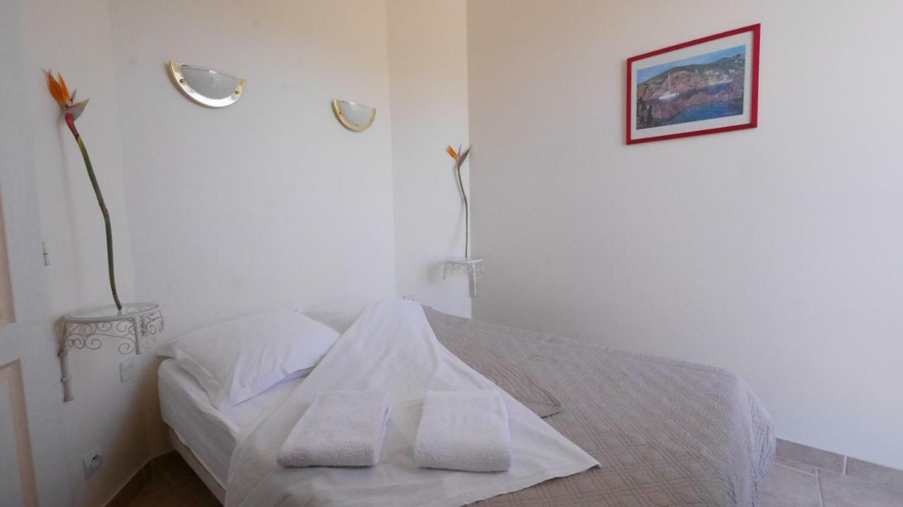 Les Figuiers Appartement Porto Pollo Buitenkant foto