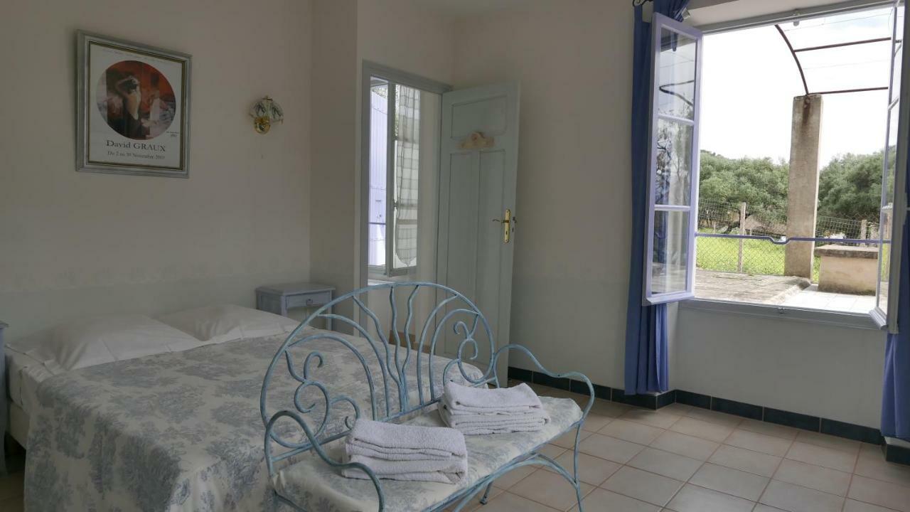 Les Figuiers Appartement Porto Pollo Buitenkant foto